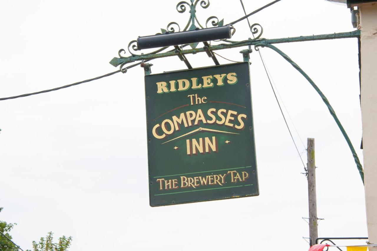 The Compasses Hotel Chelmsford Exterior foto